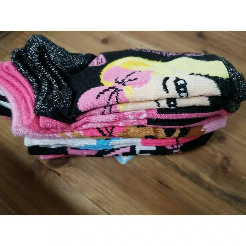 JoJo Siwa Girls Socks Nickelodeon 6 pack - Shoe Size 10.5- 4 (M) No Show NEW
